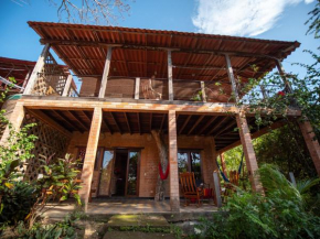 2 bedroom apartment in lush garden, 3 blocks from beach and center of San Juan